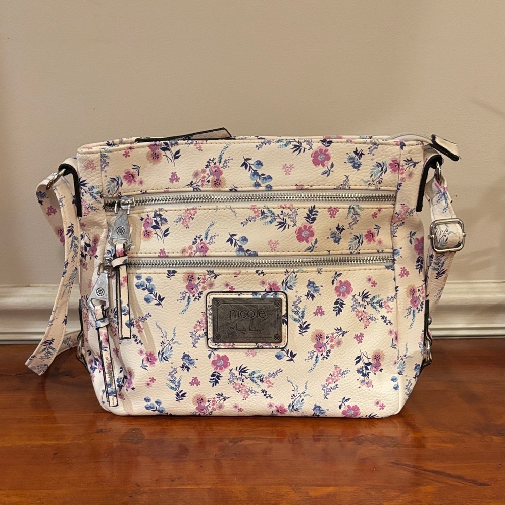 Nicole Miller Floral Crossbody Bag in Cream and Pink